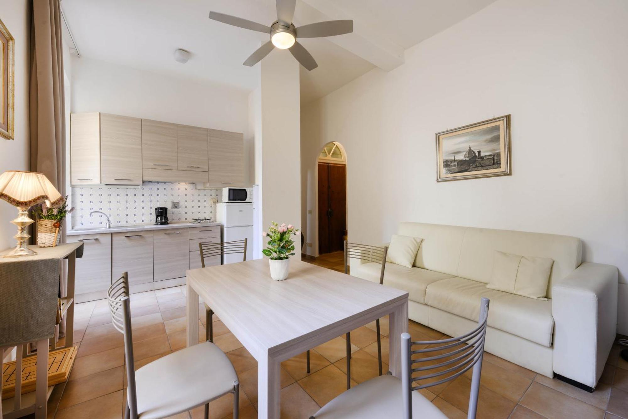 Pitti Sweet Home Florenz Exterior foto